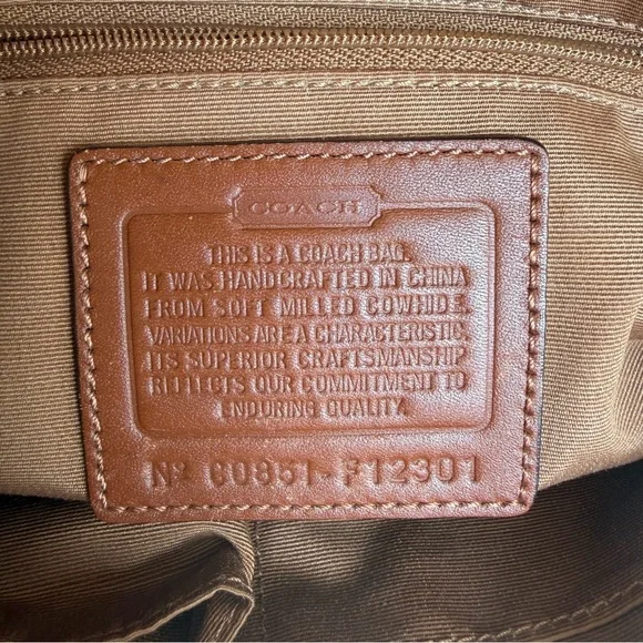 COACH Y2K Vintage Soho Medium Buckle Leather Shoulder Bag F12301 Cream Brown - Picture 11 of 16